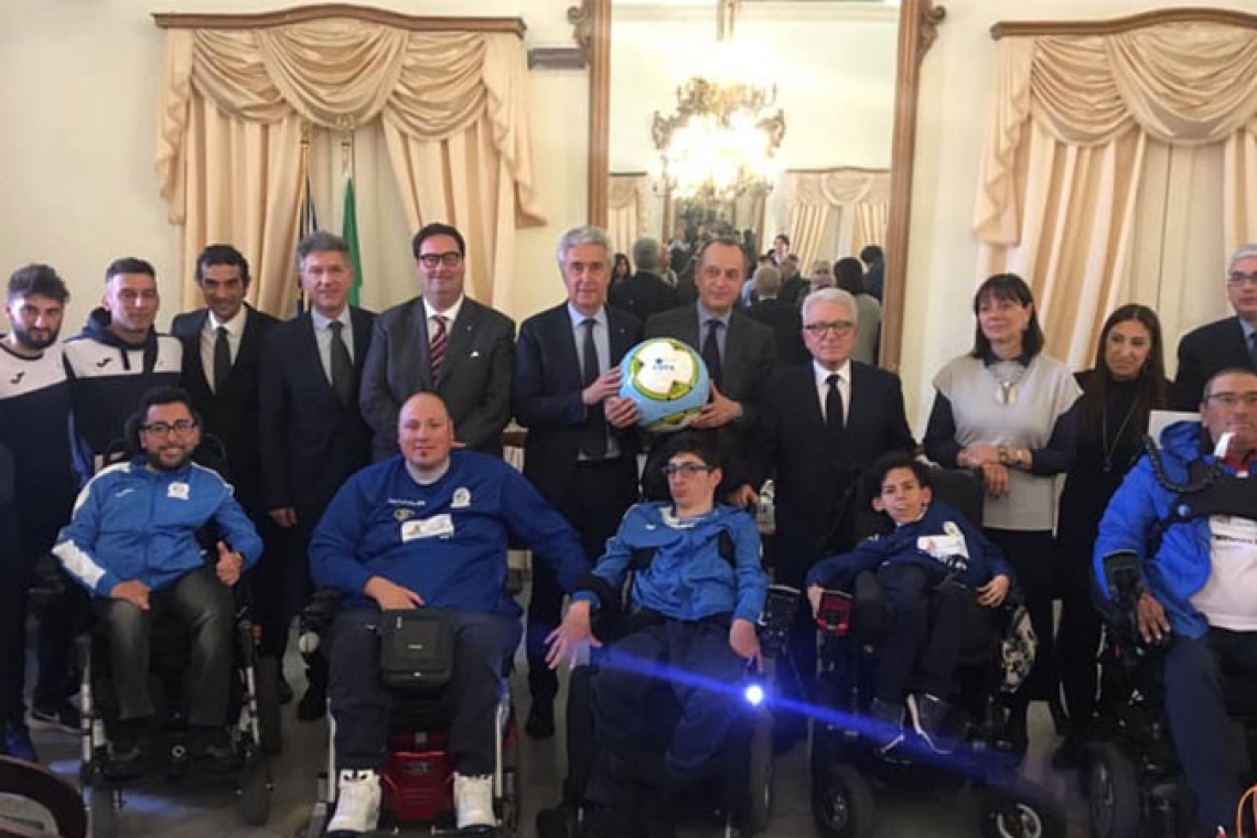 A Taranto l'evento "Il calcio è vita: nessuna violenza, nessun razzismo"