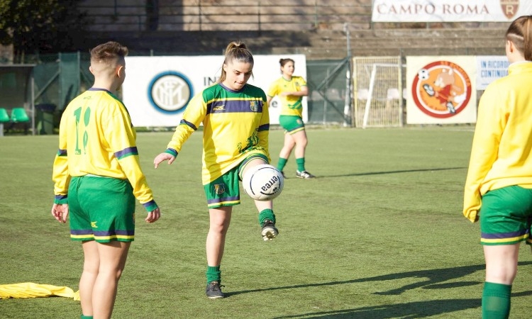 4° Torneo Internazionale “Il Calcio è rosa – Donna e Pace”: l'esordio del Grifone Gialloverde