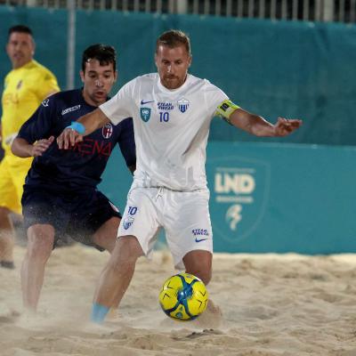 Napolivsbologna 00025