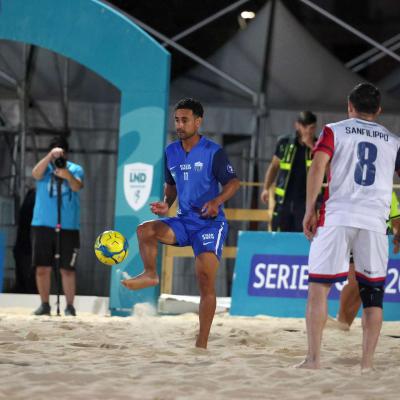 Napolivscagliari 00017