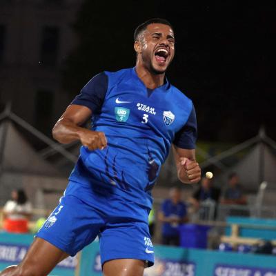 Napolivscagliari 00030