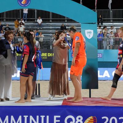 Alzata Di Coppa 00028