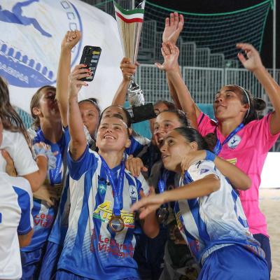 Alzata Di Coppa 00050