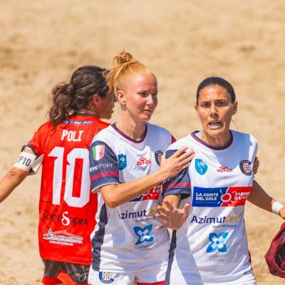 Velletrivscagliari 00044