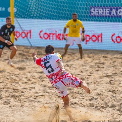 Naxosvsvastese 00045